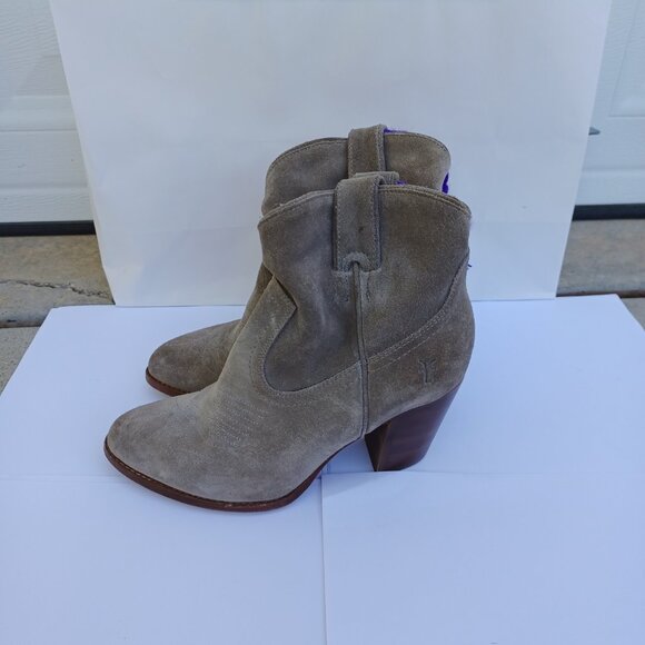Frye Suede Booties Gray Size 6 - Picture 6 of 14